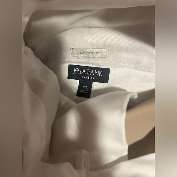 Jos. A Bank Men’s Traveler (Leadbetter) Golf Short Khaki - Picture 2 of 2